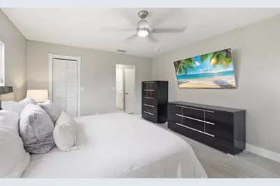 8340 SW 27th Place, Davie, FL 33328 - Photo 12