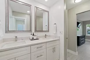 8340 SW 27th Pl, Davie, FL 33328 - Photo 14