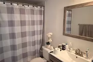 110 Lake Emerald Dr, Oakland Park, FL 33309 - Photo 10