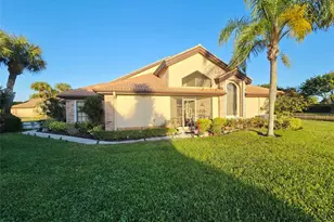 8241 Bellwort Pl, Boynton Beach, FL 33472 - Photo 2