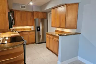 669 W Oakland Park Blvd, Wilton Manors, FL 33311 - Photo 4