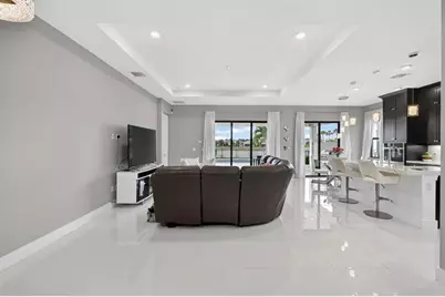 15798  Cresswind Pl, Loxahatchee, FL 33470 - Photo 18