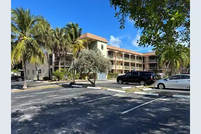 100 SE 6th Avenue, Unit #303, Pompano Beach, FL 33060 - Photo 4