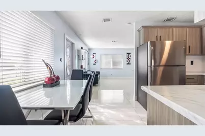 2711 NW 24th Ct, Fort Lauderdale, FL 33311 - Photo 12