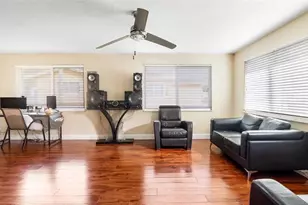 2711 NW 24th Ct, Fort Lauderdale, FL 33311 - Photo 34