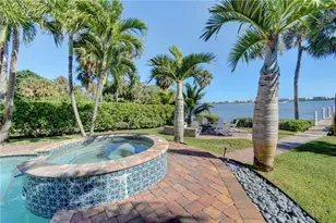 1320 S Lakeside Dr, Lake Worth, FL 33460 - Photo 50