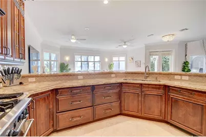 1320 S Lakeside Dr, Lake Worth Beach, FL 33460 - Photo 10