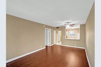 9235  Lagoon Pl, Unit #308, Davie, FL 33324 - Photo 12