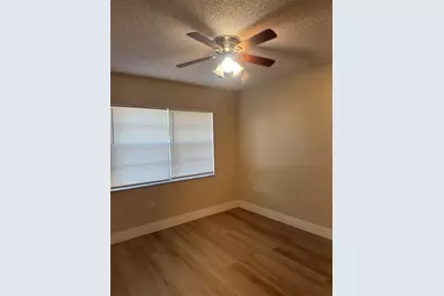 2156 NW 66th St, Miami, FL 33147 - Photo 18