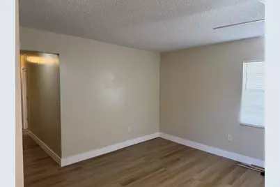 2156 NW 66th St, Miami, FL 33147 - Photo 10