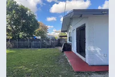 2156 NW 66th St, Miami, FL 33147 - Photo 6