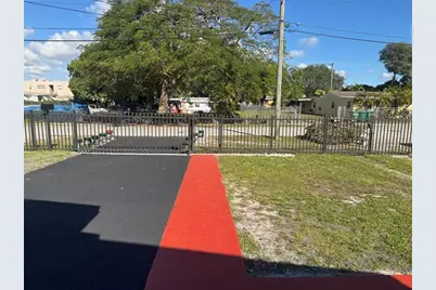 2156 NW 66th St, Miami, FL 33147 - Photo 28