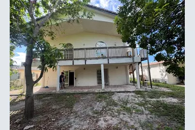 472 NW 2nd Ter, Deerfield Beach, FL 33441 - Photo 2