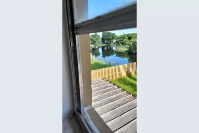 609 SW 79th Ter, North Lauderdale, FL 33068 - Photo 4
