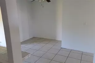 609 SW 79th Terrace, North Lauderdale, FL 33068 - Photo 10