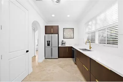 920 SW 8th St, Fort Lauderdale, FL 33315 - Photo 8