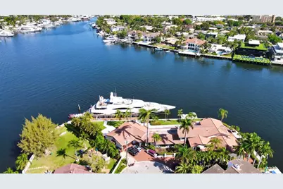 640  3rd Key Dr, Fort Lauderdale, FL 33304 - Photo 2