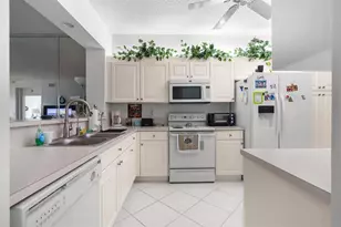 7647 Southampton Terrace, Tamarac, FL 33321 - Photo 14