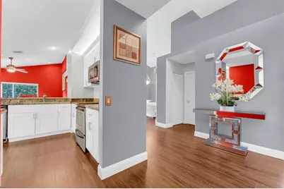 248 NW 116th Ter, Coral Springs, FL 33071 - Photo 14