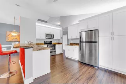 248 NW 116th Ter, Coral Springs, FL 33071 - Photo 4