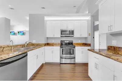 248 NW 116th Ter, Coral Springs, FL 33071 - Photo 2