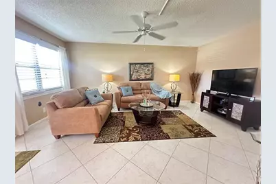 1076  Newport Q, Unit #1076, Deerfield Beach, FL 33442 - Photo 2