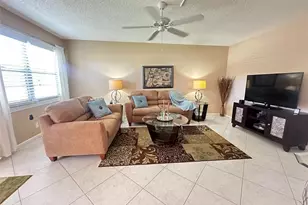 1076 Newport Q Unit, Deerfield Beach, FL 33442 - Photo 2