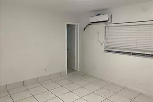 317 SE 12th Ave, Pompano Beach, FL 33060 - Photo 8