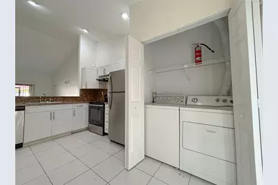 3553  Riverside Dr, Coral Springs, FL 33065 - Photo 8