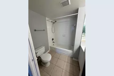 1721  Village Blvd, Unit #204, West Palm Beach, FL 33409 - Photo 6