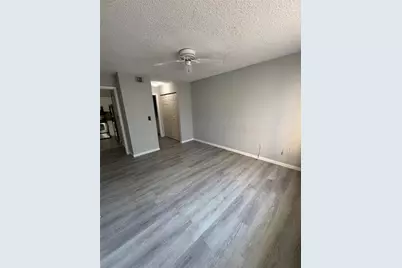 1721  Village Blvd, Unit #204, West Palm Beach, FL 33409 - Photo 2