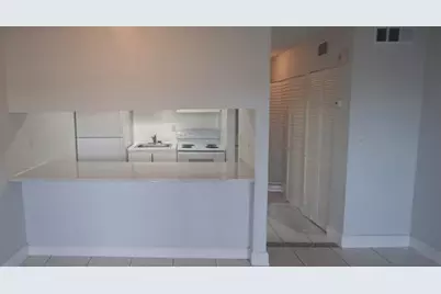 251 NW 177th St, Unit #105, Miami, FL 33169 - Photo 6