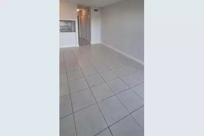 251 NW 177th St, Unit #105, Miami, FL 33169 - Photo 4