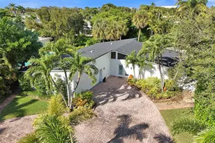 2525 SE 7th Dr, Pompano Beach, FL 33062 - Photo 32