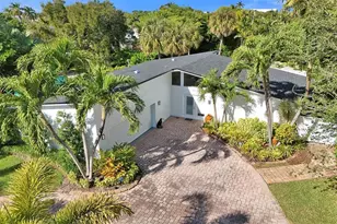 2525 SE 7th Dr, Pompano Beach, FL 33062 - Photo 6