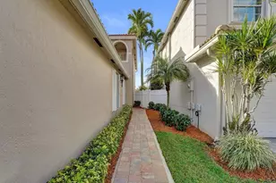 6298 Brava Way, Boca Raton, FL 33433 - Photo 12
