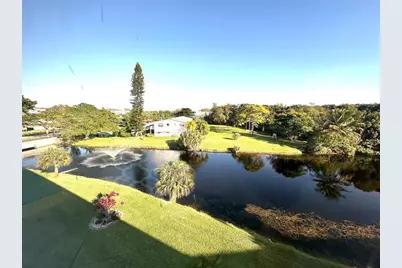 4004  Newport G, Unit #4004, Deerfield Beach, FL 33442 - Photo 24