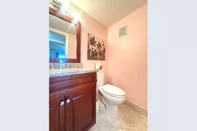 4004  Newport G, Unit #4004, Deerfield Beach, FL 33442 - Photo 18