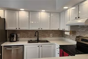 570 N Tropic Ln 4- C Unit, Vero Beach, FL 32960 - Photo 1