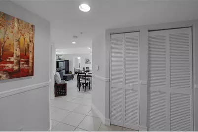 2125 SE 10 Ave, Unit #1011, Fort Lauderdale, FL 33316 - Photo 2