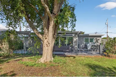 780 NW 33rd St, Oakland Park, FL 33309 - Photo 32