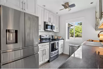 780 NW 33rd St, Oakland Park, FL 33309 - Photo 24