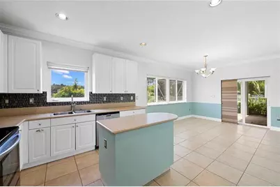 1858 NW 74th Way, Pembroke Pines, FL 33024 - Photo 14