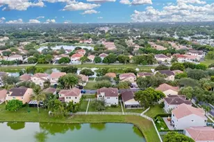 1858 NW 74th Way, Pembroke Pines, FL 33024 - Photo 36