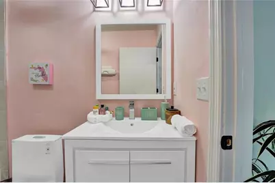 8236 NW 1st Pl, Unit #2, Miami, FL 33150 - Photo 14