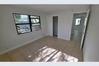 1113 SW 15th Ter, Unit #5, Fort Lauderdale, FL 33312 - Photo 10