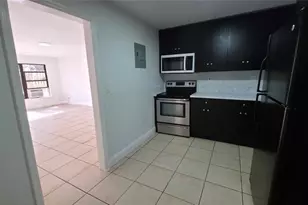 1113 SW 15th Terrace, Fort Lauderdale, FL 33312 - Photo 2