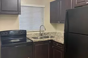 5811 NW 17th Pl, Sunrise, FL 33313 - Photo 2