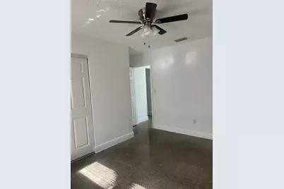 8550  Taft St, Pembroke Pines, FL 33024 - Photo 24