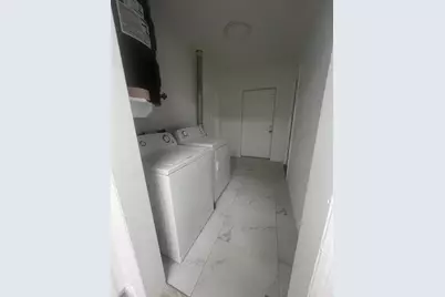 8550  Taft St, Pembroke Pines, FL 33024 - Photo 26